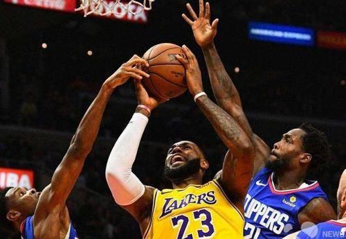 詹姆斯快船爆料视频完整版,揭秘球队内幕与精彩瞬间 第1张 詹姆斯快船爆料视频完整版,揭秘球队内幕与精彩瞬间 第1张